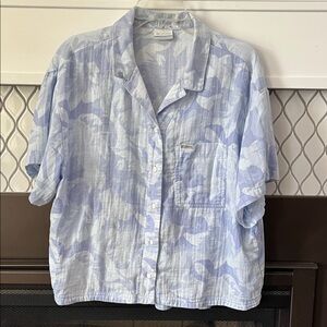 Columbia "cloudy" cotton; Light Blue Patterned Casual Shirt